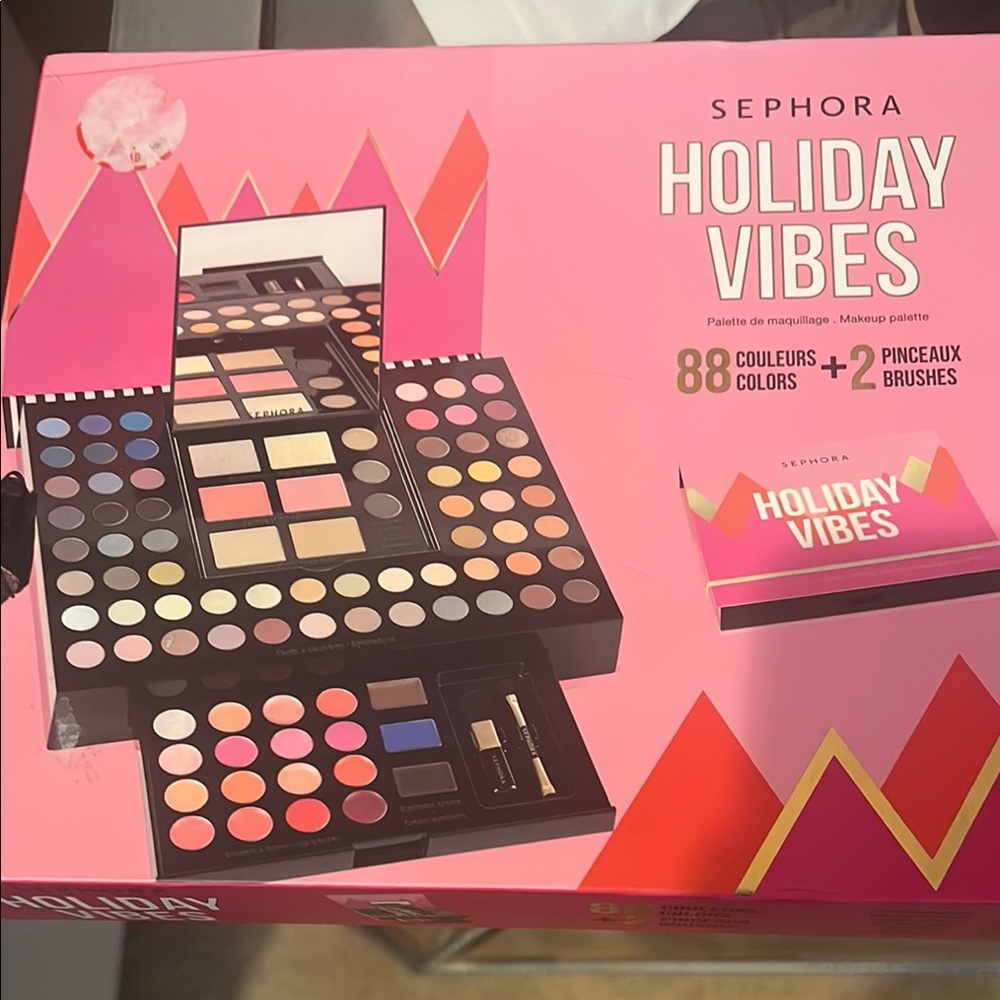 Sephora Holiday Vibes Makeup Set - Pink and Black